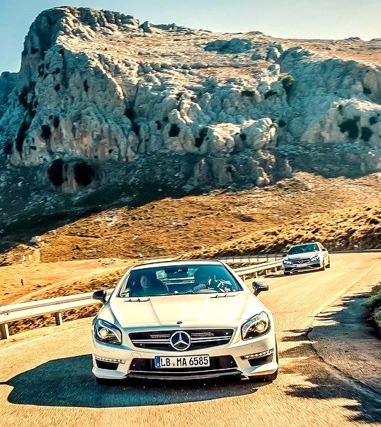 Mercedes-Benz SL 65 AMG (Instagram @mercedesamg)